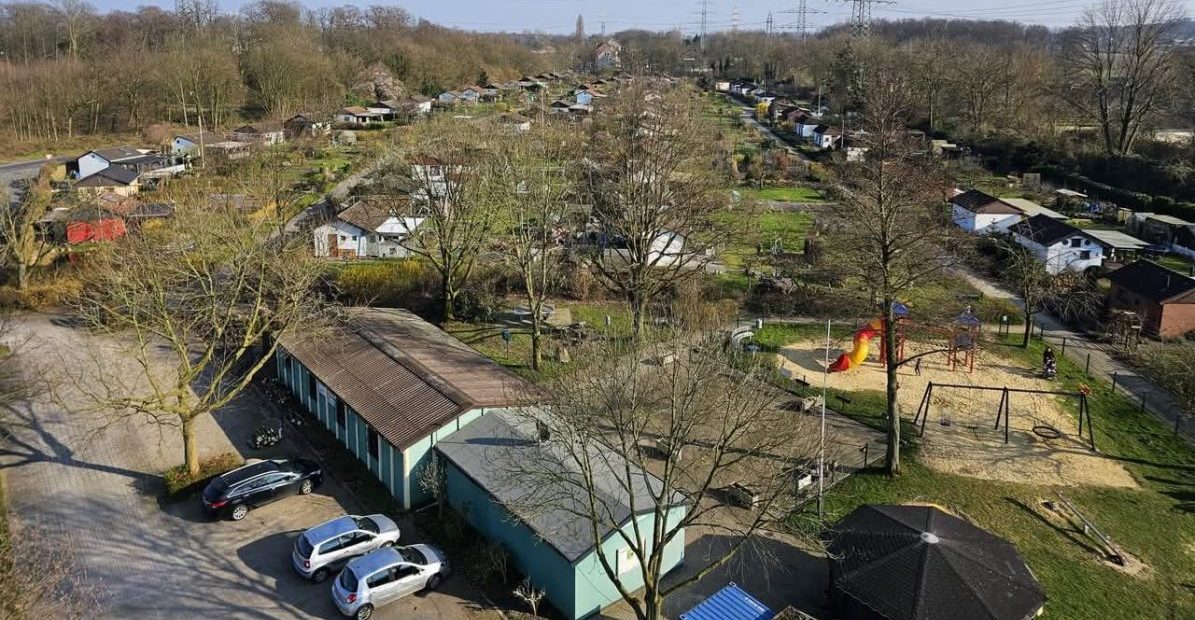 Bild-eines-Imkers-des-KGV-Deininghause-Castrop-Rauxel