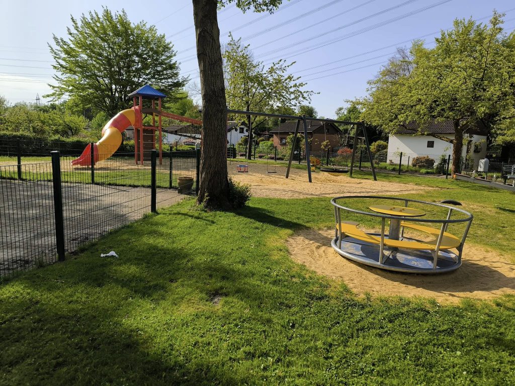 Rutsche-des-Spielplatzes-vom-KGV-Deininghausen-Castrop-Rauxel